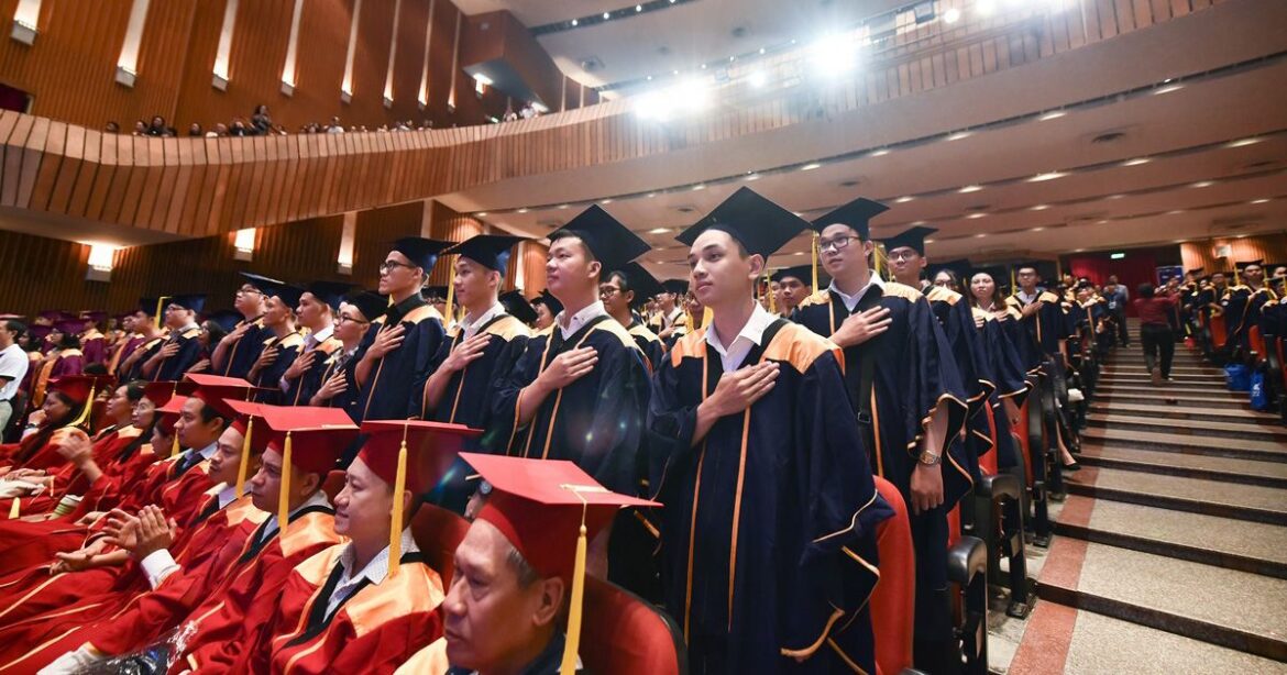 Cách Thuê Dịch Vụ Hỗ Trợ Viết Luận Văn Thạc Sĩ, Luận Án Tiến Sĩ Mà Không Vi Phạm Pháp Luật