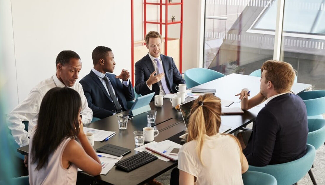 Xem ngay cách phân biệt dịch vụ viết luận văn uy tín và lừa đảo để tránh mất tiền oan và bảo vệ thành công!